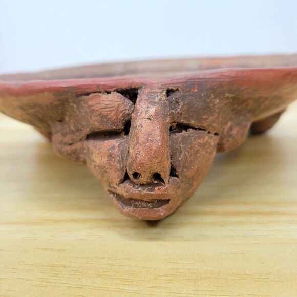 Mesoamerican-Style Terracotta Tripod Bowl – Face Motif – 8" - Picture 11 of 12